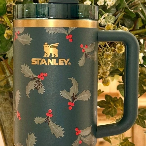 Stanley “Holidays Botanical 40 Oz - Picture 1 of 2